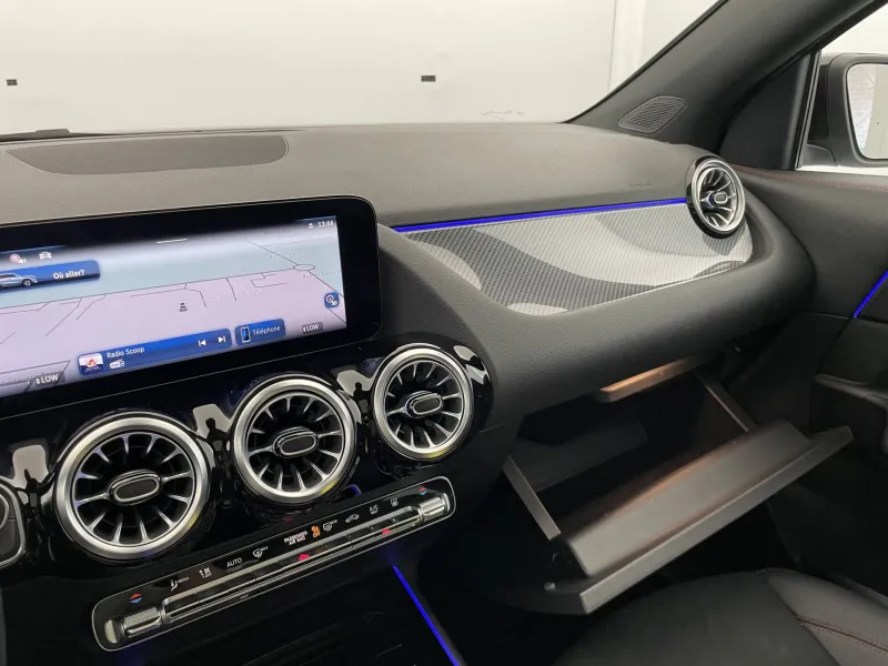 Image secondaire du véhicule 31