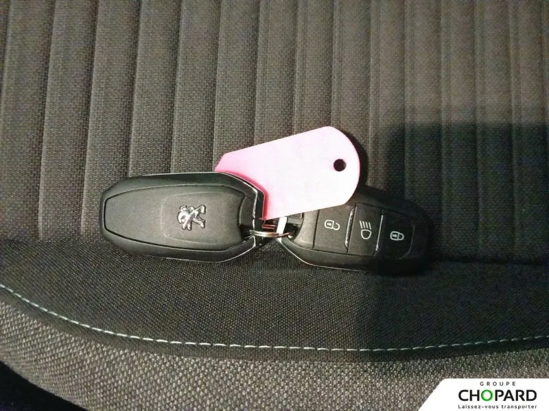 Image secondaire du véhicule 22