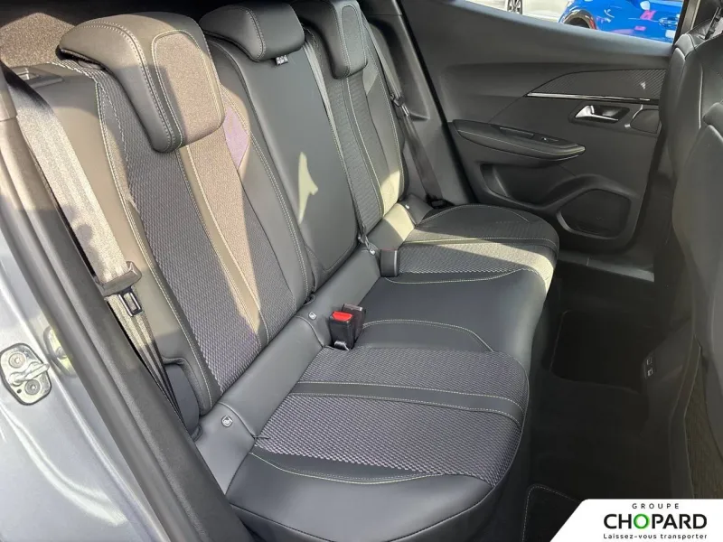 Image secondaire du véhicule 23