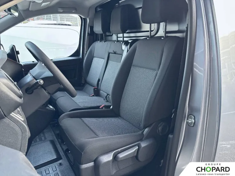 Image secondaire du véhicule 11