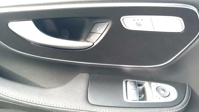 Image secondaire du véhicule 17