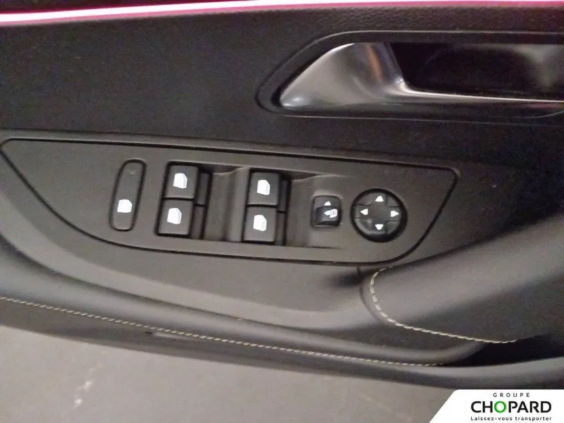 Image secondaire du véhicule 23