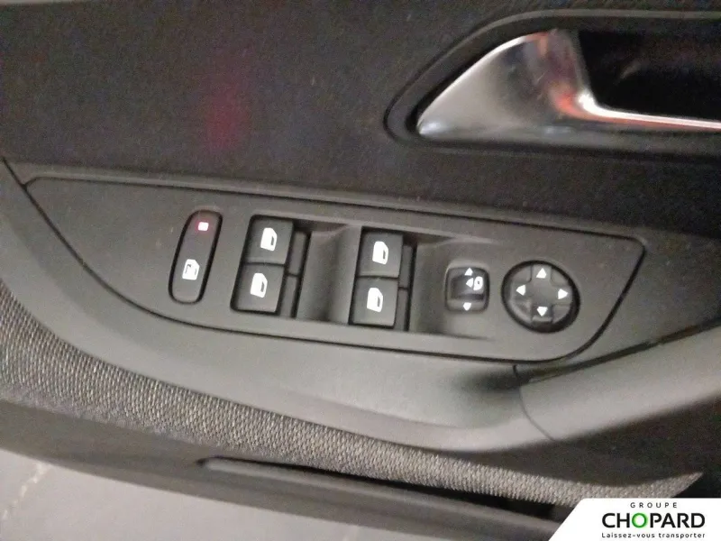 Image secondaire du véhicule 23