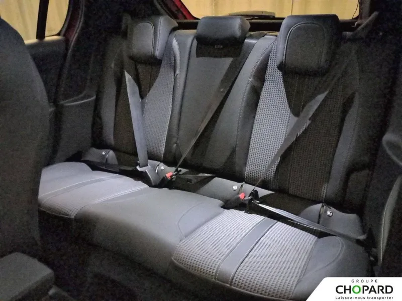 Image secondaire du véhicule 12