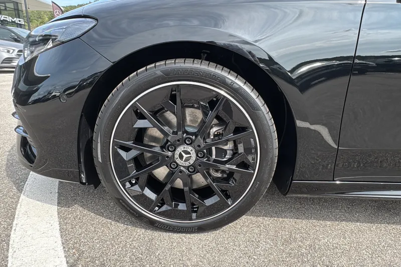 Image secondaire du véhicule 13