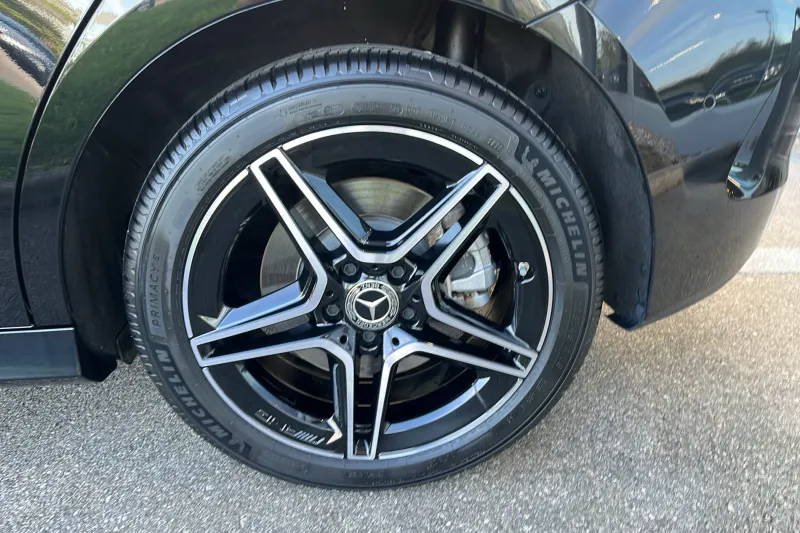 Image secondaire du véhicule 13