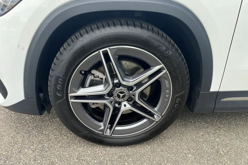 Image secondaire du véhicule 14