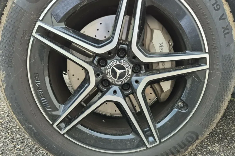 Image secondaire du véhicule 15