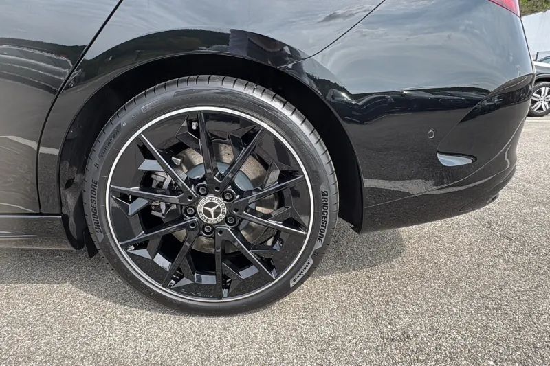 Image secondaire du véhicule 14