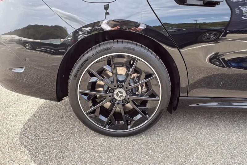 Image secondaire du véhicule 15