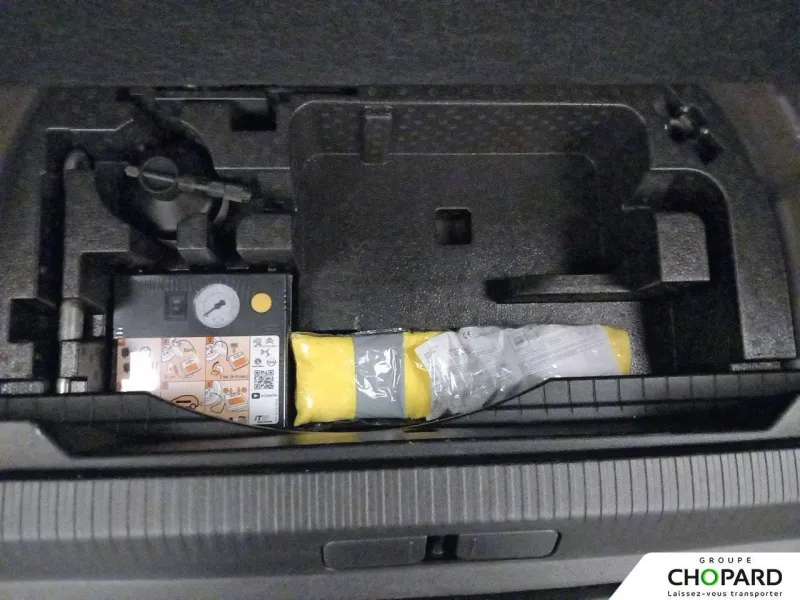 Image secondaire du véhicule 30