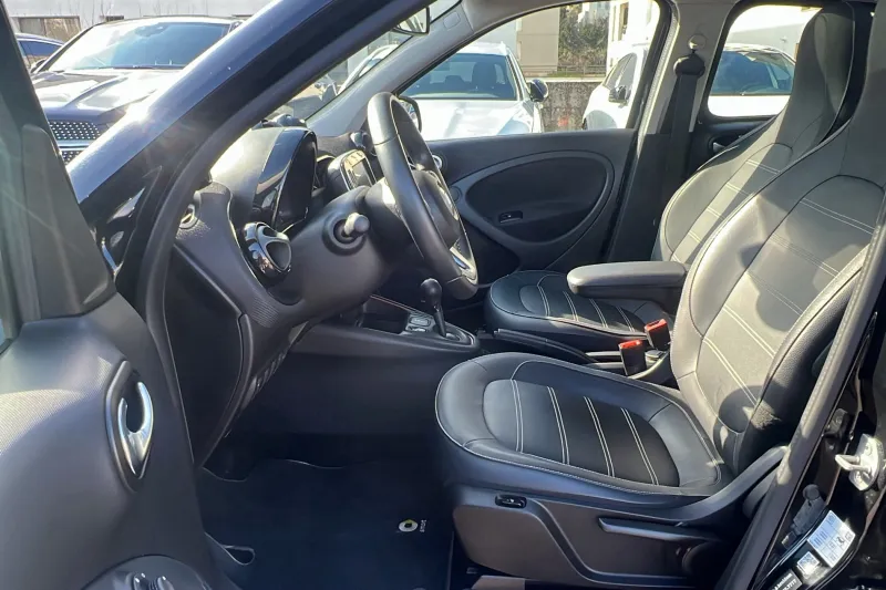 Image secondaire du véhicule 34