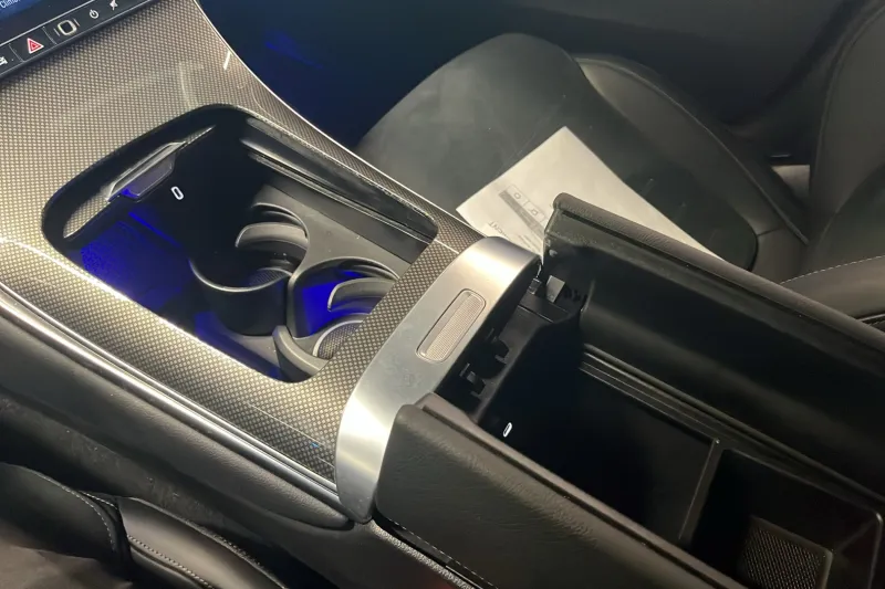 Image secondaire du véhicule 23