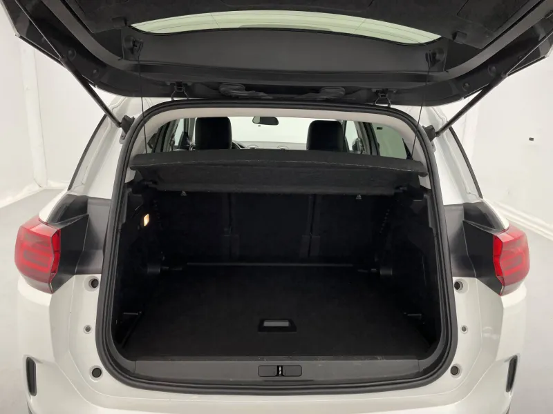 Image secondaire du véhicule 14