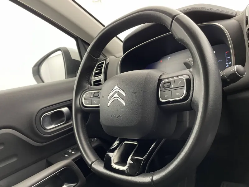 Image secondaire du véhicule 30