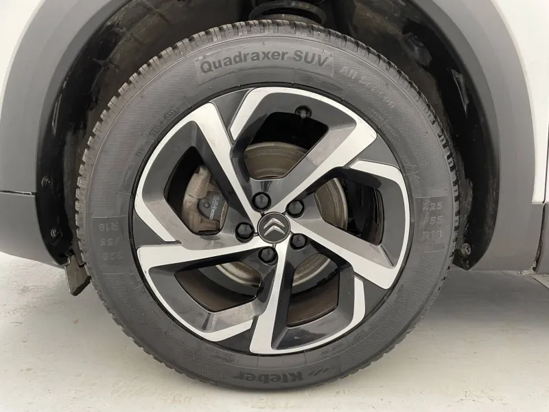 Image secondaire du véhicule 18