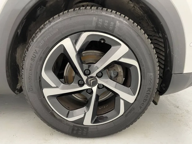 Image secondaire du véhicule 19