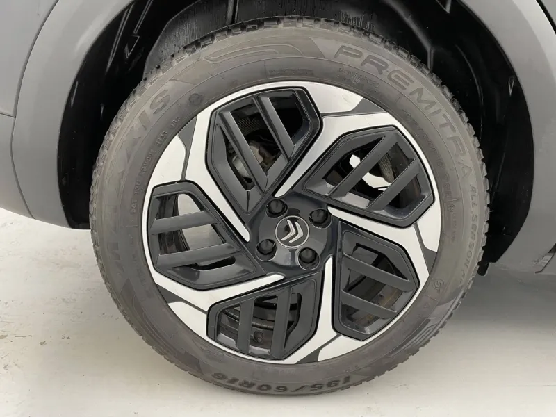 Image secondaire du véhicule 20