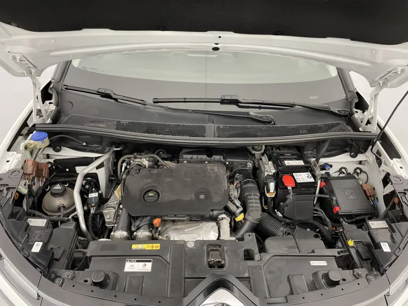 Image secondaire du véhicule 22