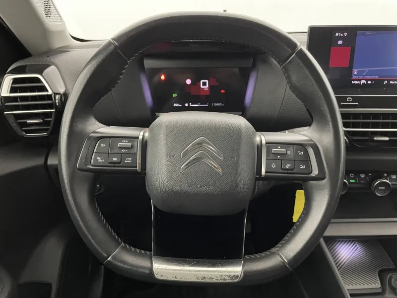 Image secondaire du véhicule 24