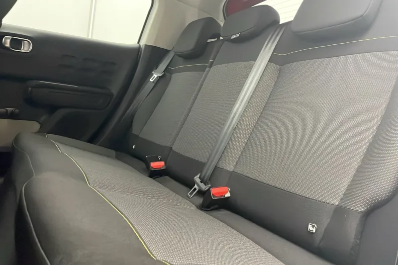 Image secondaire du véhicule 15