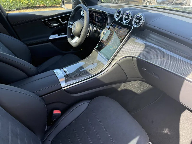 Image secondaire du véhicule 4