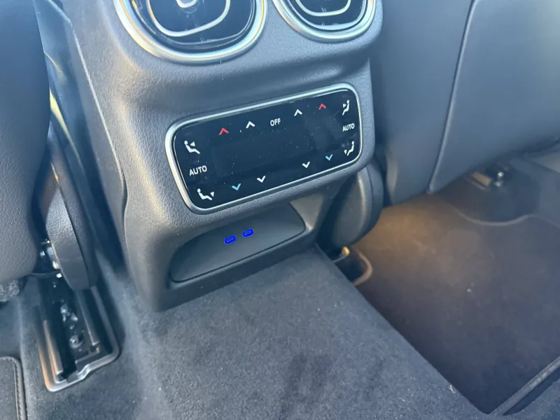 Image secondaire du véhicule 13