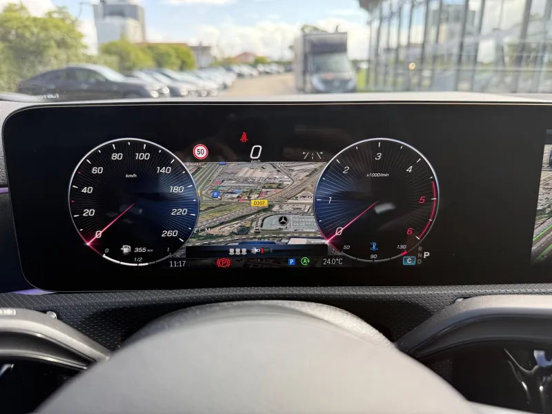 Image secondaire du véhicule 9