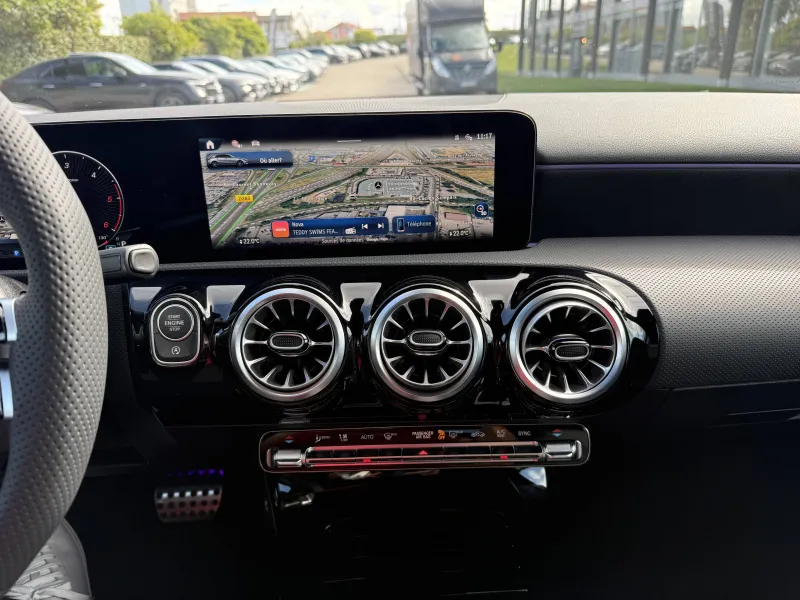 Image secondaire du véhicule 10