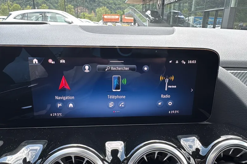 Image secondaire du véhicule 18