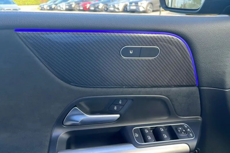 Image secondaire du véhicule 22