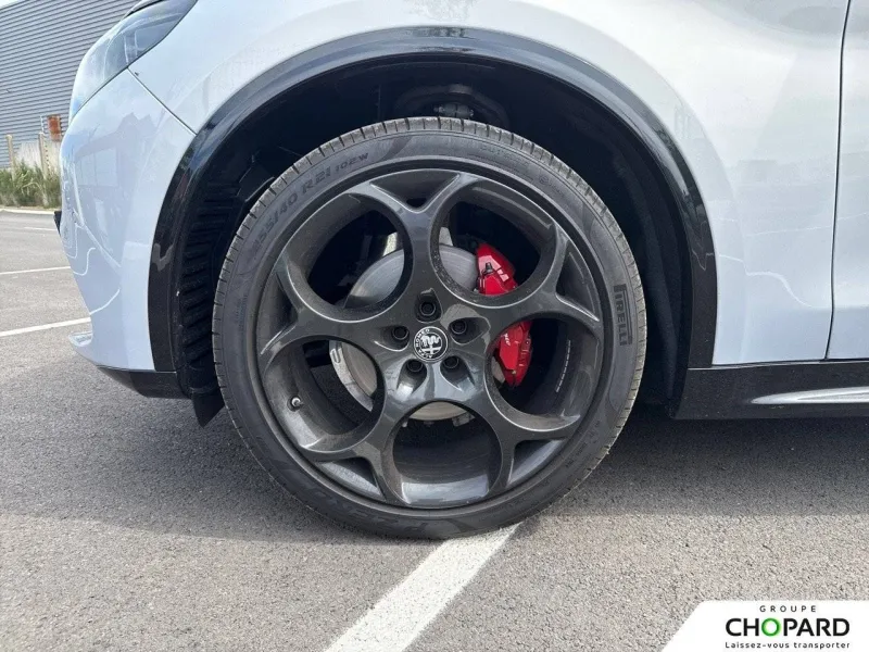 Image secondaire du véhicule 13