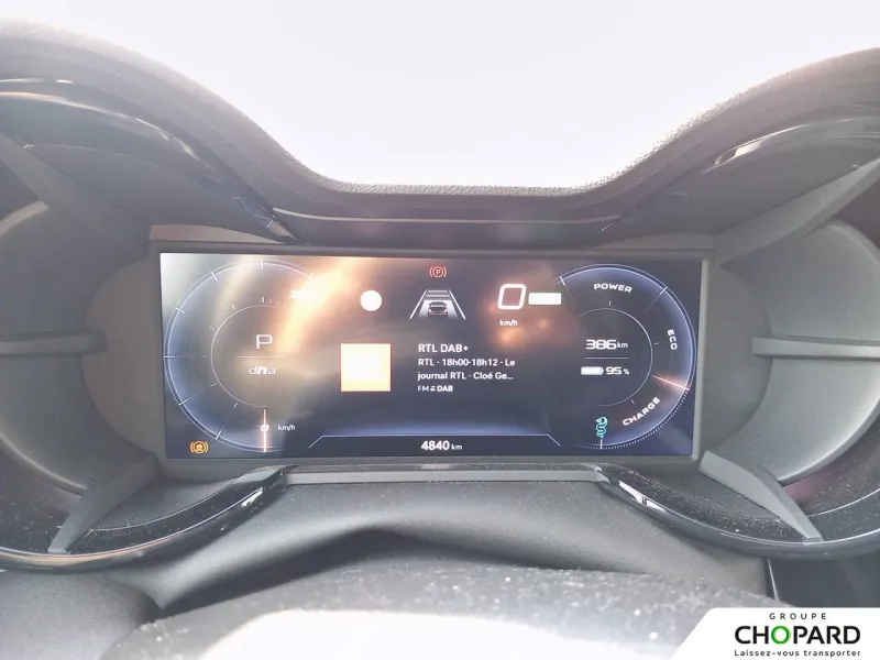 Image secondaire du véhicule 22