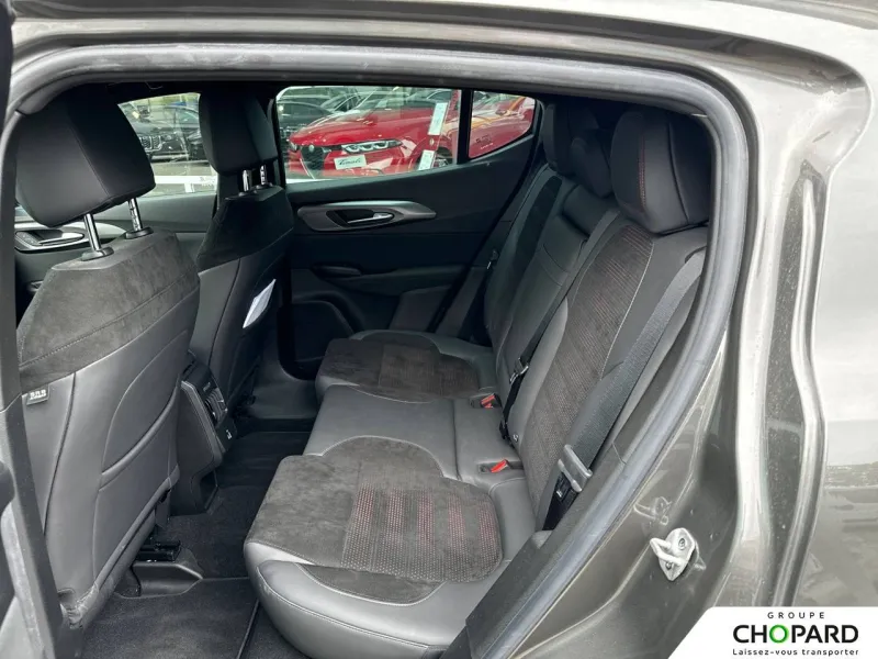 Image secondaire du véhicule 12