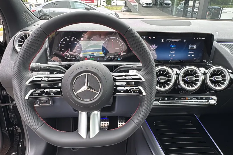 Image secondaire du véhicule 18