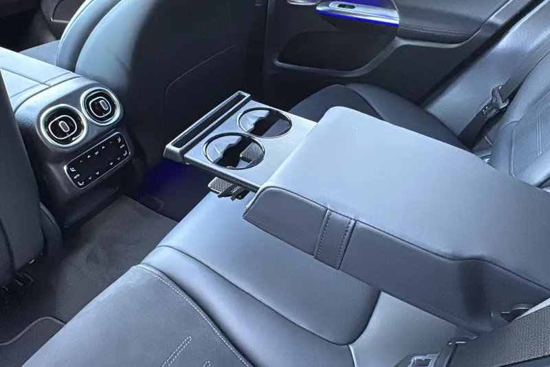 Image secondaire du véhicule 43