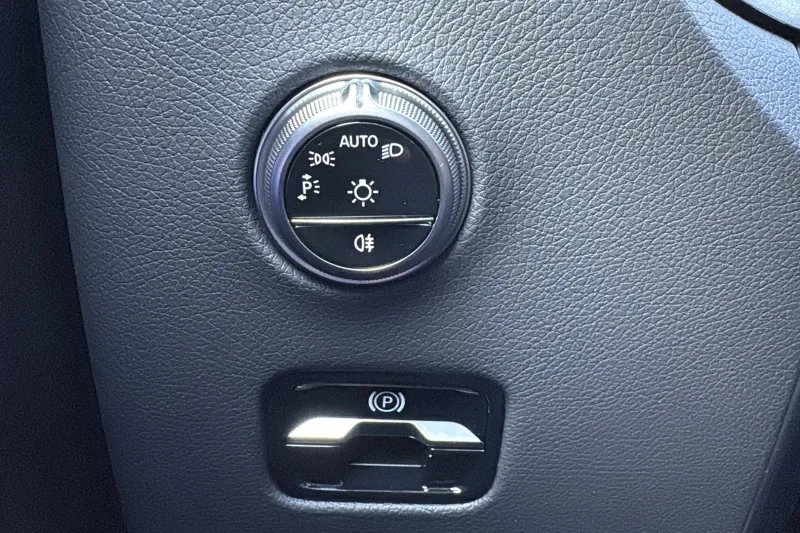 Image secondaire du véhicule 44