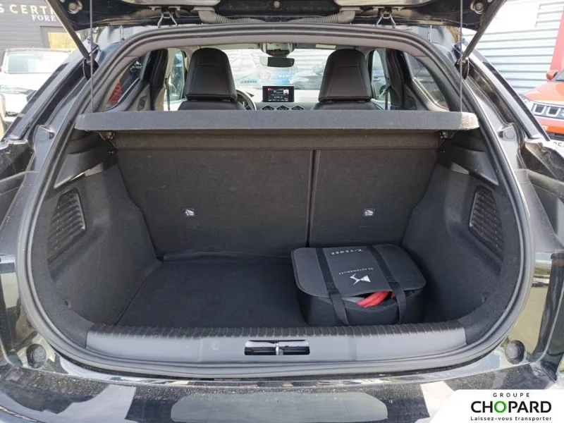 Image secondaire du véhicule 9