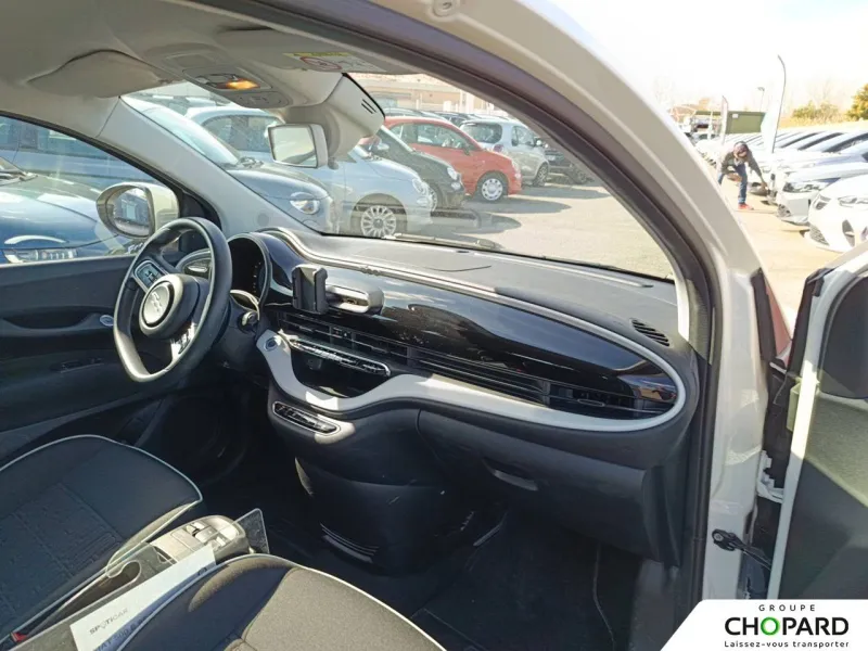 Image secondaire du véhicule 14