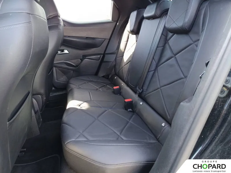 Image secondaire du véhicule 19