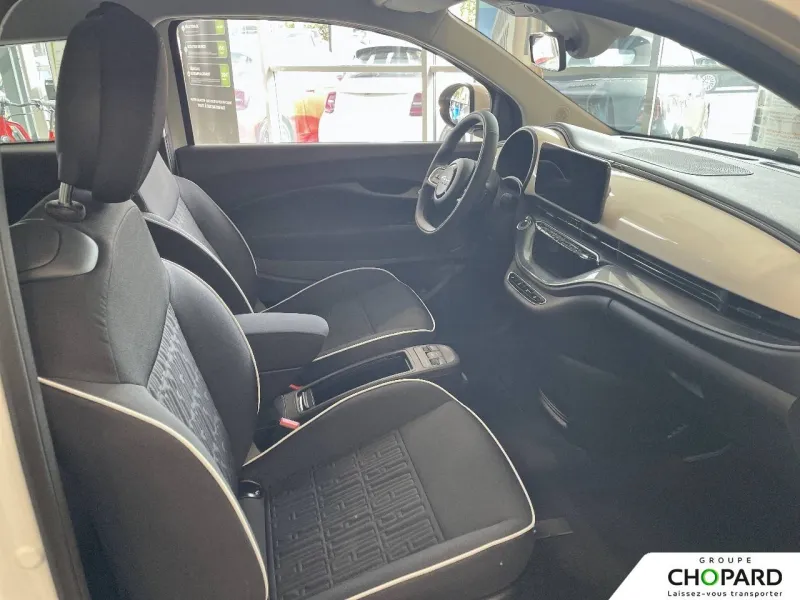 Image secondaire du véhicule 14