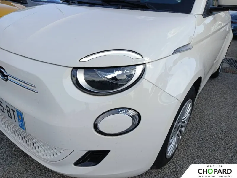 Image secondaire du véhicule 24