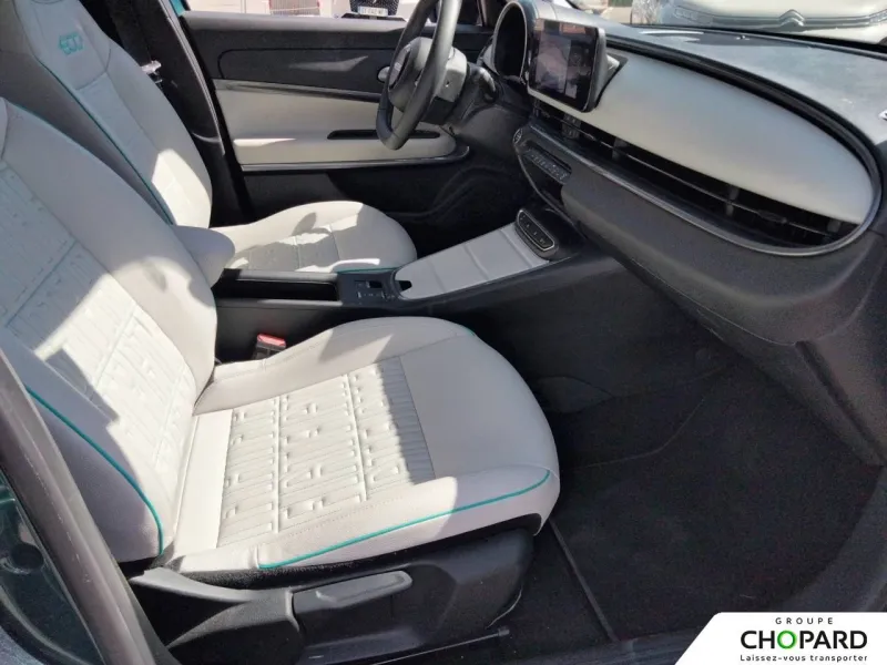 Image secondaire du véhicule 14