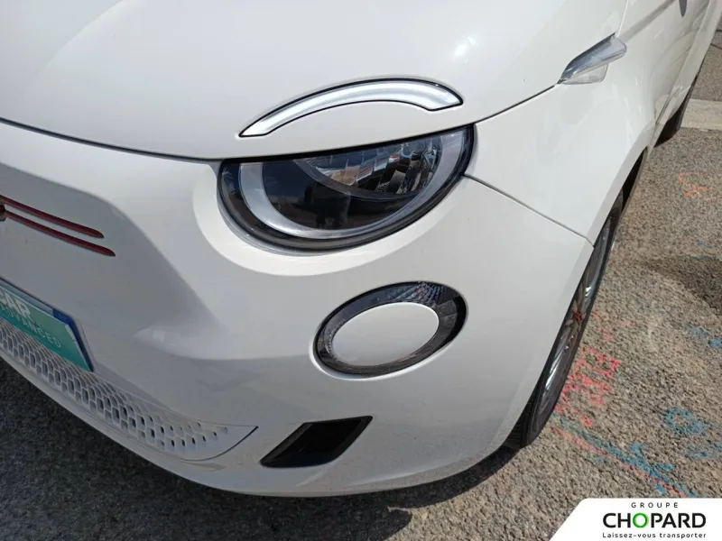 Image secondaire du véhicule 23