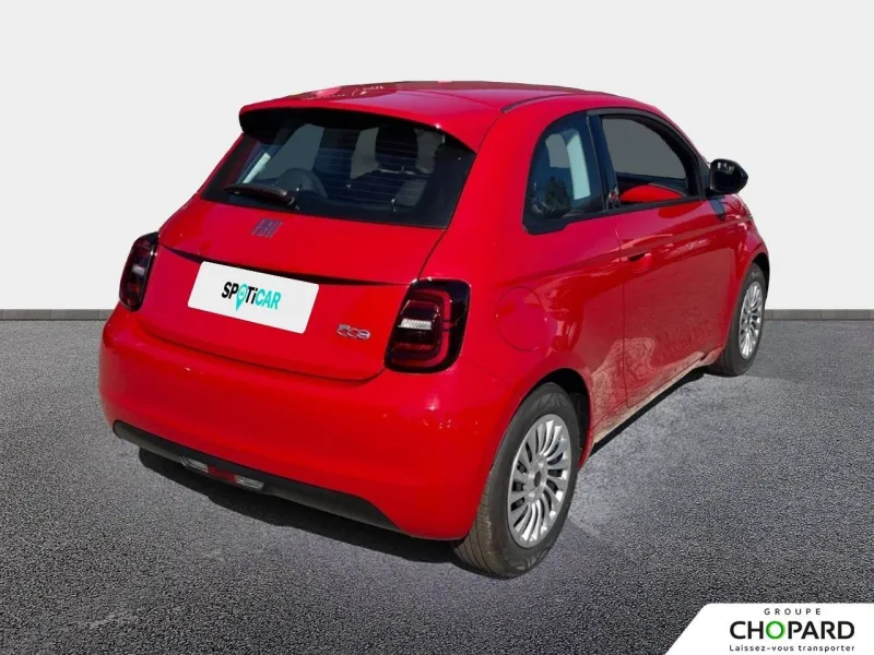 Image secondaire du véhicule 4