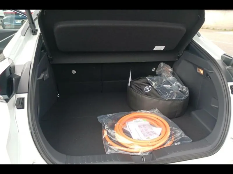 Image secondaire du véhicule 10