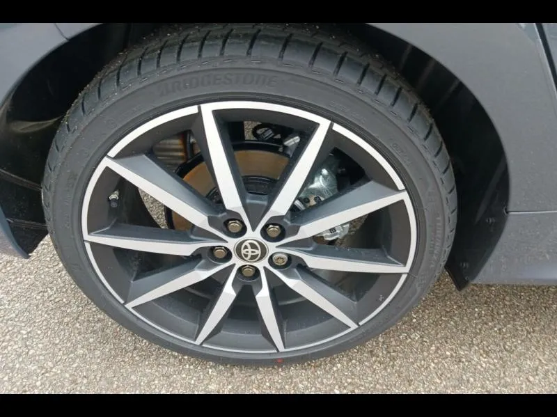 Image secondaire du véhicule 14