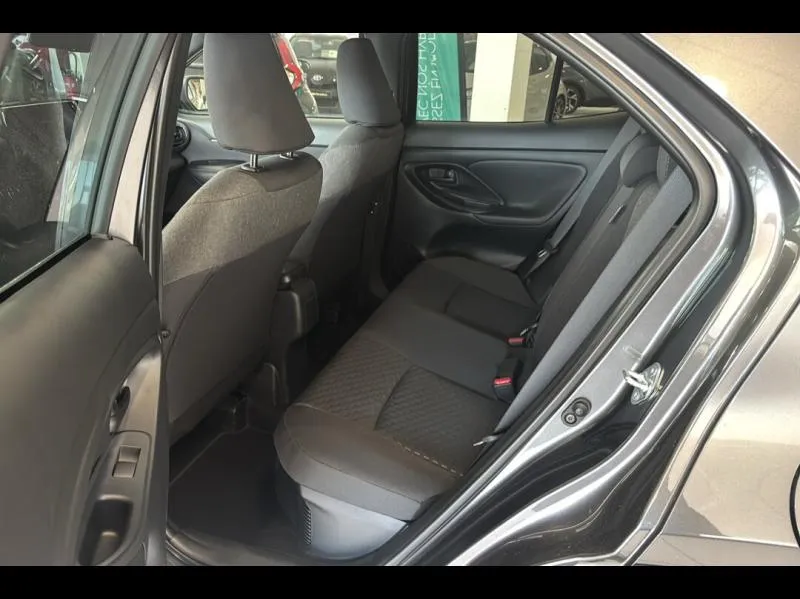 Image secondaire du véhicule 12