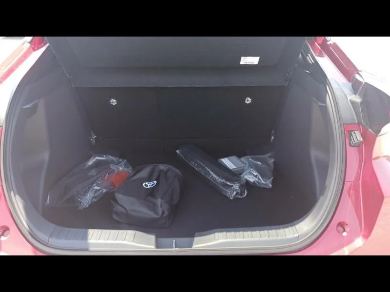 Image secondaire du véhicule 10