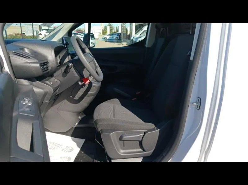 Image secondaire du véhicule 11